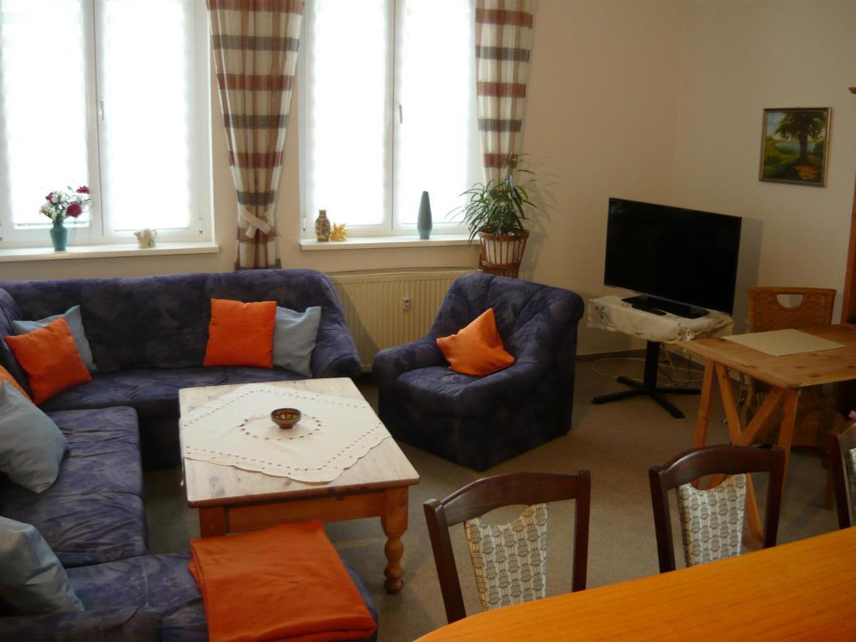 Grosse Wohnung Nossentiner Huette ภายนอก รูปภาพ